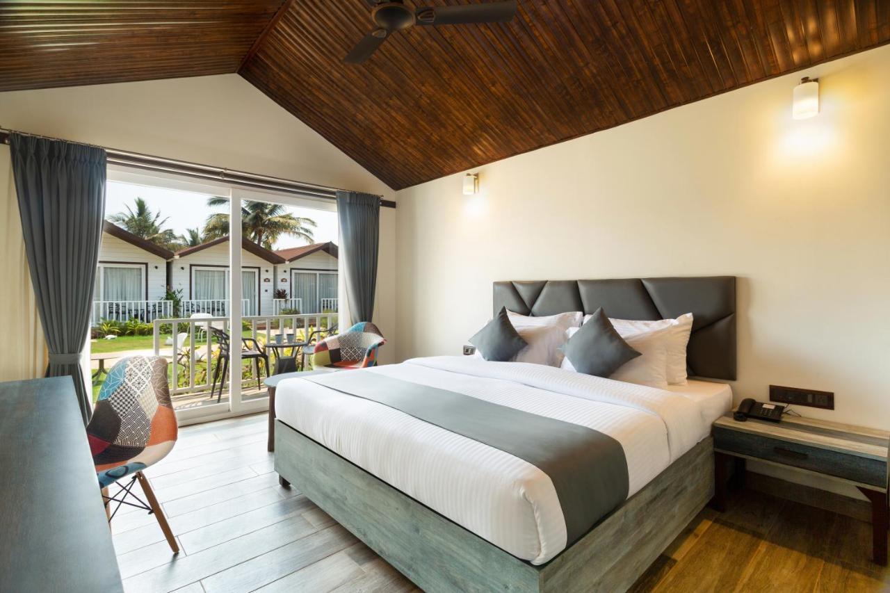 Stone Wood Beach Resort, Vagator Luaran gambar
