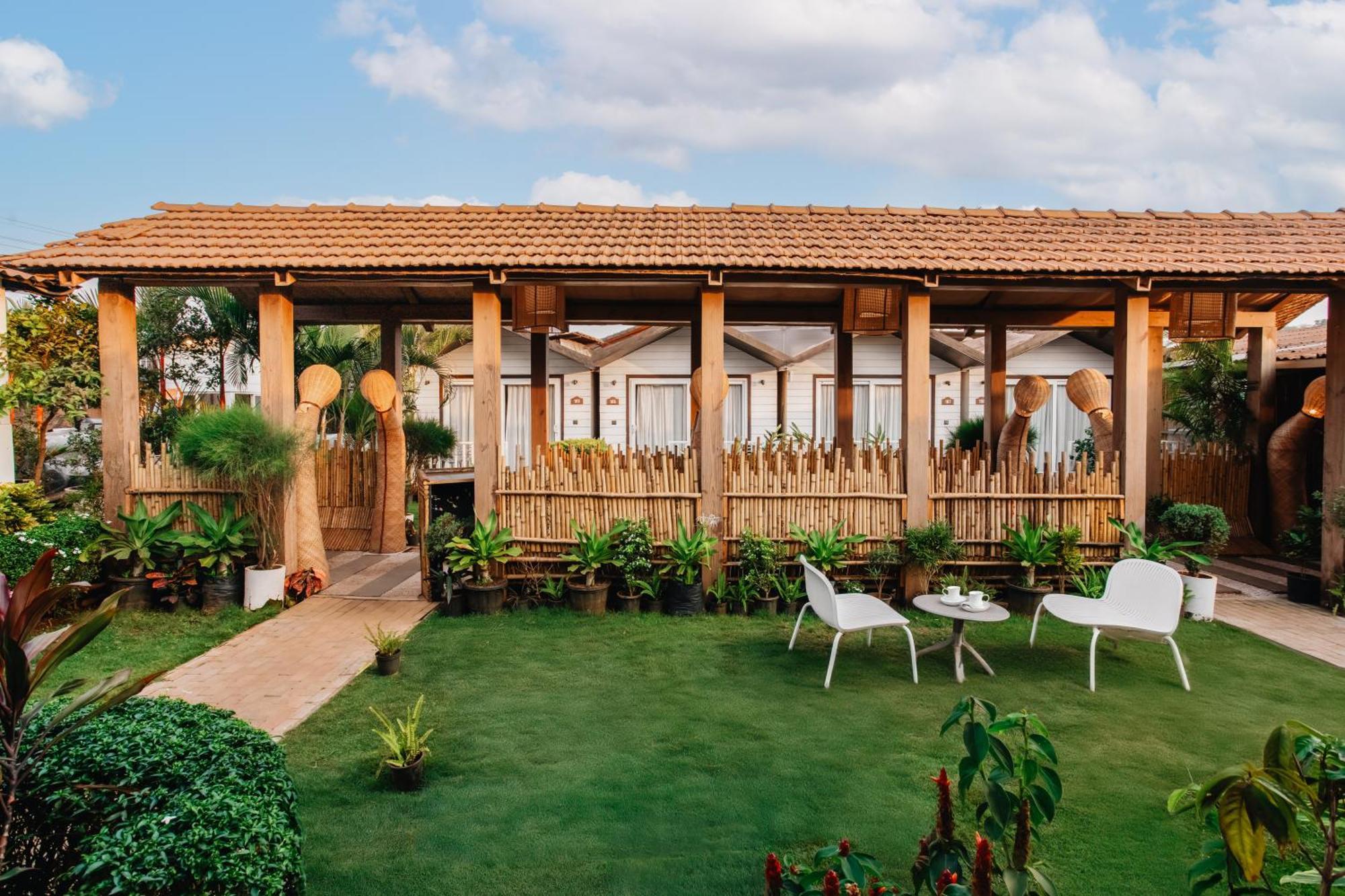 Stone Wood Beach Resort, Vagator Luaran gambar